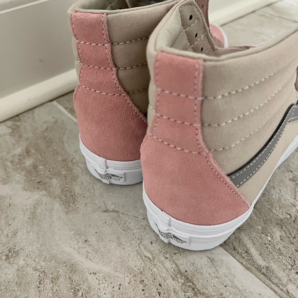 Vans - Picture 5 of 5